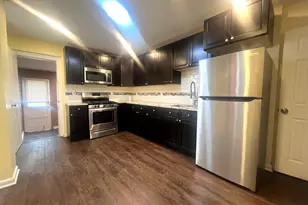 1109 W Silver St, Philadelphia, PA 19133 - Photo 9
