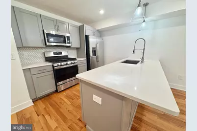 402 N Front Street #4, Philadelphia, PA 19123 - Photo 5