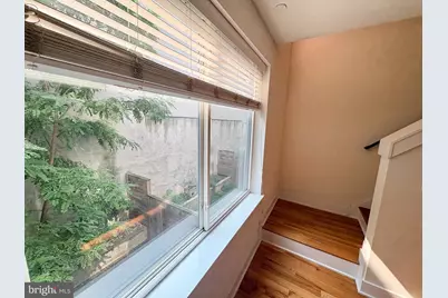 402 N Front Street #4, Philadelphia, PA 19123 - Photo 17
