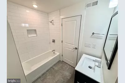 402 N Front Street #4, Philadelphia, PA 19123 - Photo 15
