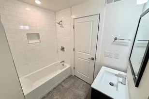 402 N Front St, Philadelphia, PA 19123 - Photo 15
