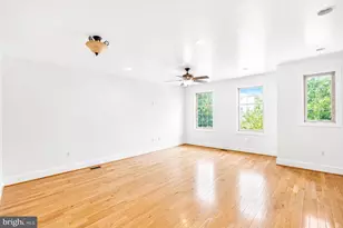 493 Harmon Rd, Philadelphia, PA 19128 - Photo 7