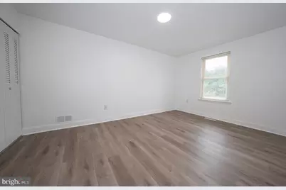 8122 Lindbergh Boulevard, Philadelphia, PA 19153 - Photo 35