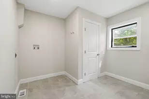 2023 S 60th St, Philadelphia, PA 19142 - Photo 9