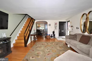 2819 Shelly Rd, Philadelphia, PA 19152 - Photo 11