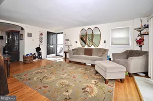 2819 Shelly Rd, Philadelphia, PA 19152 - Photo 7