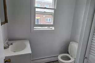 6410 Everett Ave, Philadelphia, PA 19149 - Photo 9