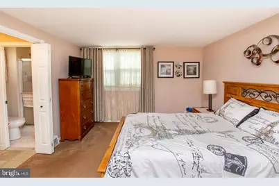 702 Bergen Street, Philadelphia, PA 19111 - Photo 33
