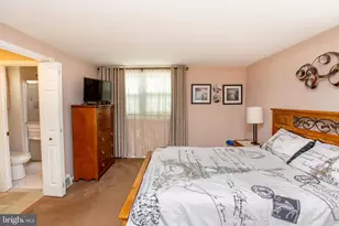 702 Bergen St, Philadelphia, PA 19111 - Photo 33