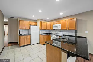 2116 S Broad St, Philadelphia, PA 19145 - Photo 3