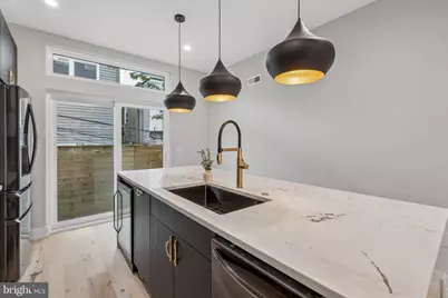 1534 S Lambert Street, Philadelphia, PA 19146 - Photo 9