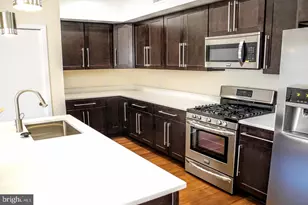 934 S 5th St, Philadelphia, PA 19147 - Photo 5