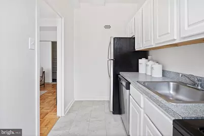 2201 Pennsylvania Ave #722, Philadelphia, PA 19130 - Photo 13