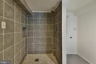 7708 Lister St, Philadelphia, PA 19152 - Photo 35