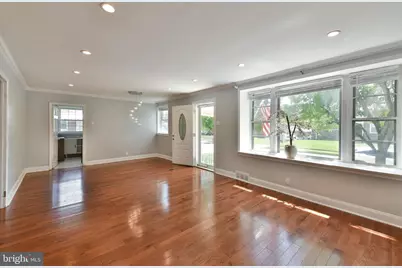 7708 Lister Street, Philadelphia, PA 19152 - Photo 9