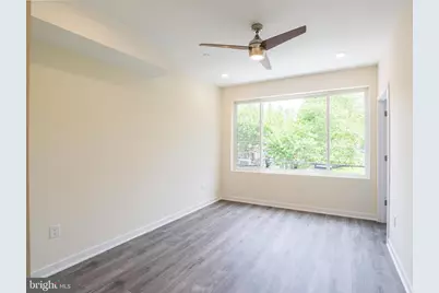 1300 S 24th Street #UNIT D2, Philadelphia, PA 19146 - Photo 15