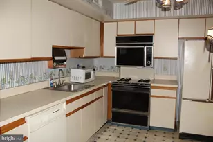 1107 Stewart Pl, Philadelphia, PA 19116 - Photo 11