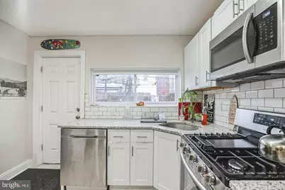 1814 E Albert Street, Philadelphia, PA 19125 - Photo 9