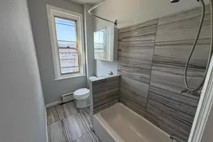 2040 Pratt St, Philadelphia, PA 19124 - Photo 7