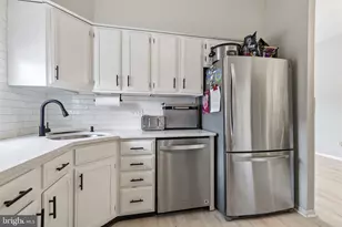 8206 Burholme Ave, Philadelphia, PA 19111 - Photo 11
