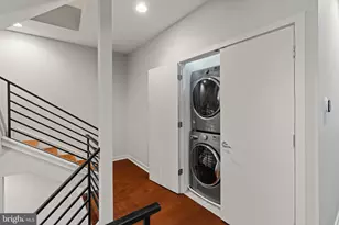 765 S 15th St, Philadelphia, PA 19146 - Photo 25