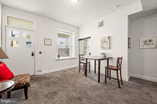 468 E Walnut Ln, Philadelphia, PA 19144 - Photo 9