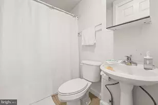 468 E Walnut Ln, Philadelphia, PA 19144 - Photo 31