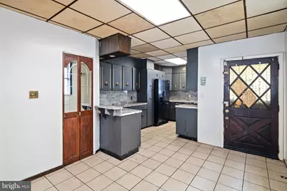 6217 Grays Avenue, Philadelphia, PA 19142 - Photo 3