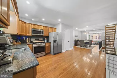 1831 S 10th Street, Philadelphia, PA 19148 - Photo 7