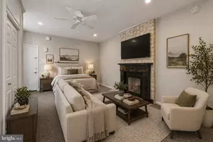 402 Fairmount Ave, Philadelphia, PA 19123 - Photo 9