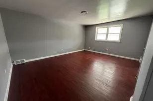 2839 Tremont St, Philadelphia, PA 19136 - Photo 9