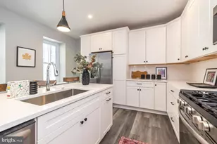 160 Shurs Ln, Philadelphia, PA 19127 - Photo 13