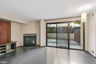 214 N 22nd St, Philadelphia, PA 19103 - Photo 5