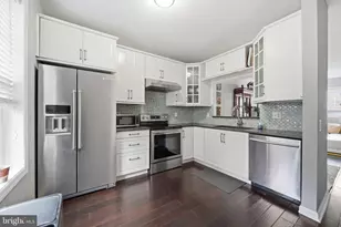 700 S 13th St, Philadelphia, PA 19147 - Photo 5