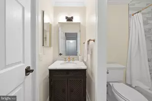 700 S 13th St, Philadelphia, PA 19147 - Photo 15