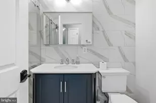 700 S 13th St, Philadelphia, PA 19147 - Photo 7