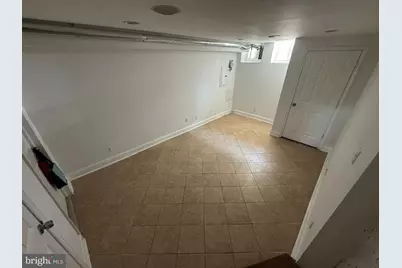 2444 S Fairhill Street, Philadelphia, PA 19148 - Photo 15
