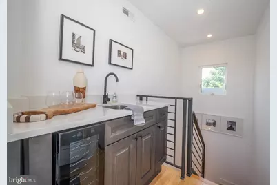 2228 Sears Street, Philadelphia, PA 19146 - Photo 25
