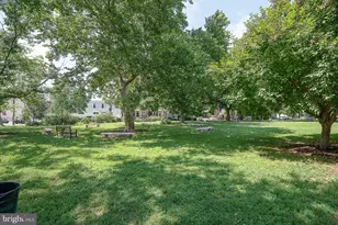 2228 Sears St, Philadelphia, PA 19146 - Photo 35