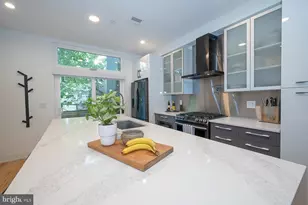 2228 Sears St, Philadelphia, PA 19146 - Photo 9