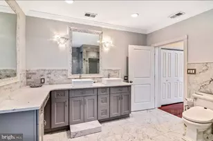 26 S Strawberry St, Philadelphia, PA 19106 - Photo 47