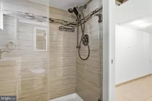 2645 Tilton St, Philadelphia, PA 19125 - Photo 23
