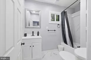 861 N Moss St, Philadelphia, PA 19139 - Photo 9