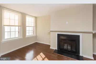 532 Spruce Street #4, Philadelphia, PA 19106 - Photo 3