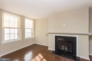 532 Spruce St, Philadelphia, PA 19106 - Photo 3