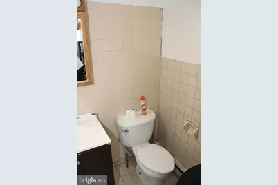 188 W Wyoming Avenue, Philadelphia, PA 19140 - Photo 7