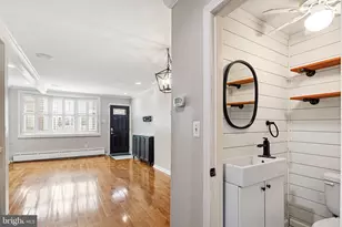 1812 S Camac St, Philadelphia, PA 19148 - Photo 9