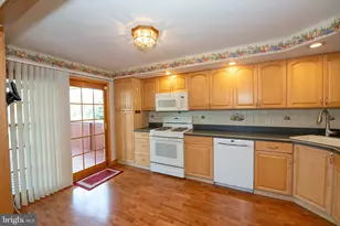 3726 Westhampton Dr, Philadelphia, PA 19154 - Photo 15