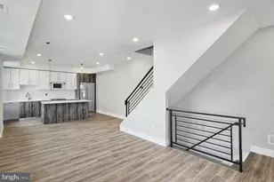 2348 Mountain St, Philadelphia, PA 19145 - Photo 3
