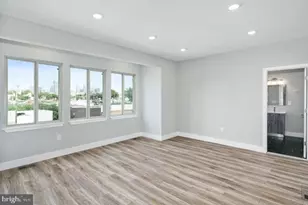 2348 Mountain St, Philadelphia, PA 19145 - Photo 31